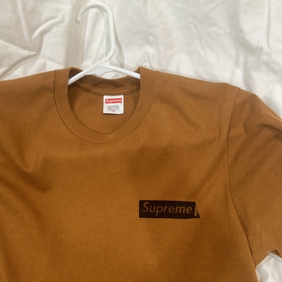 Supreme t-shirt NWOT - Picture 2 of 3